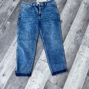 No Boundaries Distressed Blue Jeans cropped length